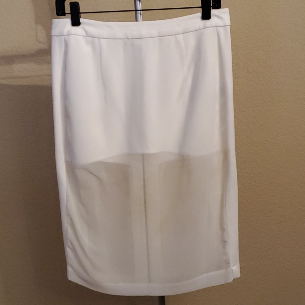BcBg Black Label white pencil skirt sz 06